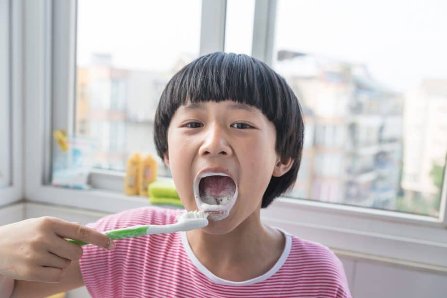 What are the Best Foods to Eat After Pediatric Tooth Extraction?
